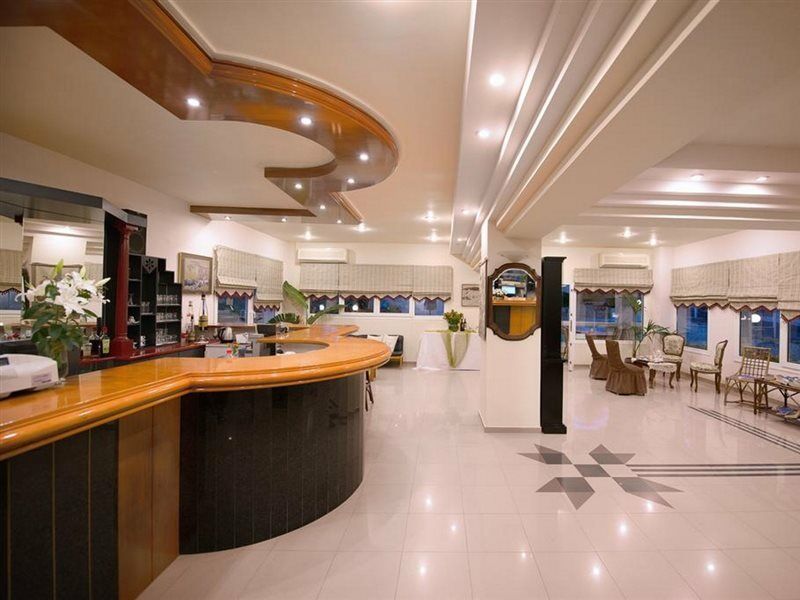 斯卡拉公寓酒店 阿齐亚·佩拉加 外观 照片
